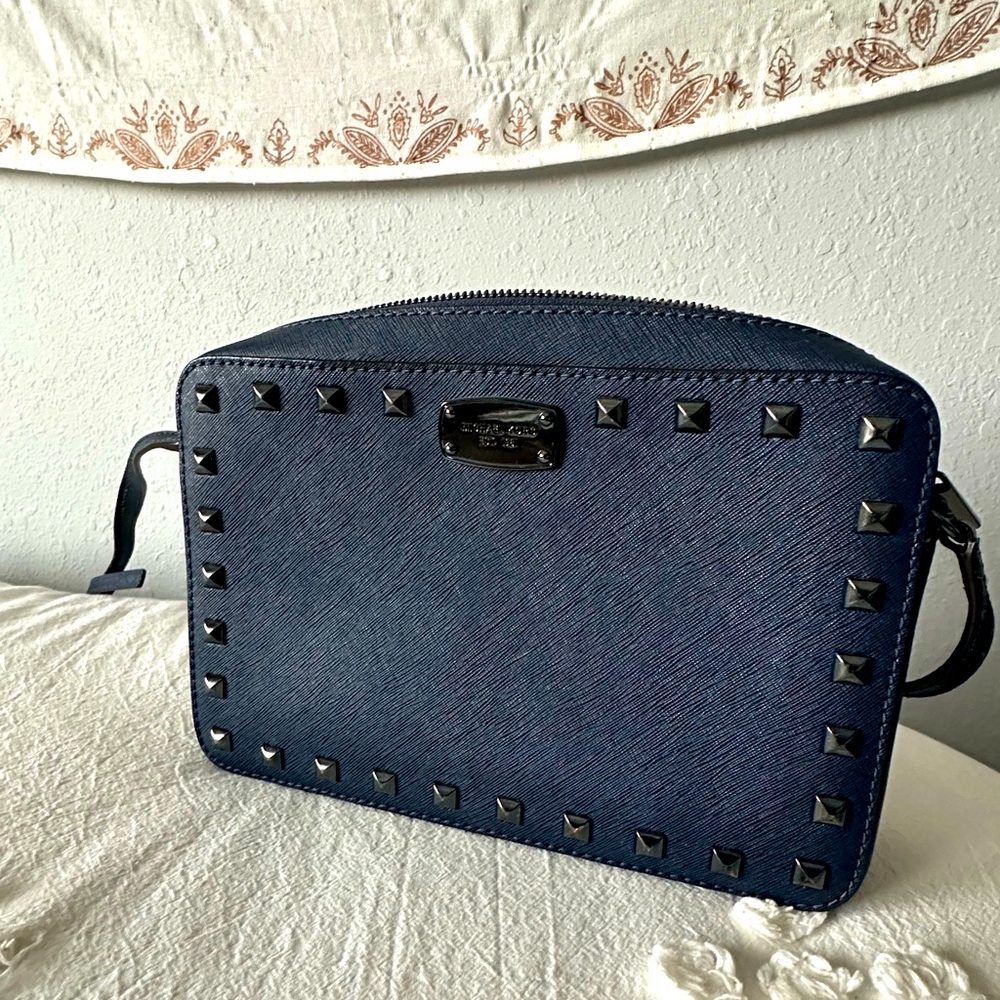 Michael Kors crossbody purse